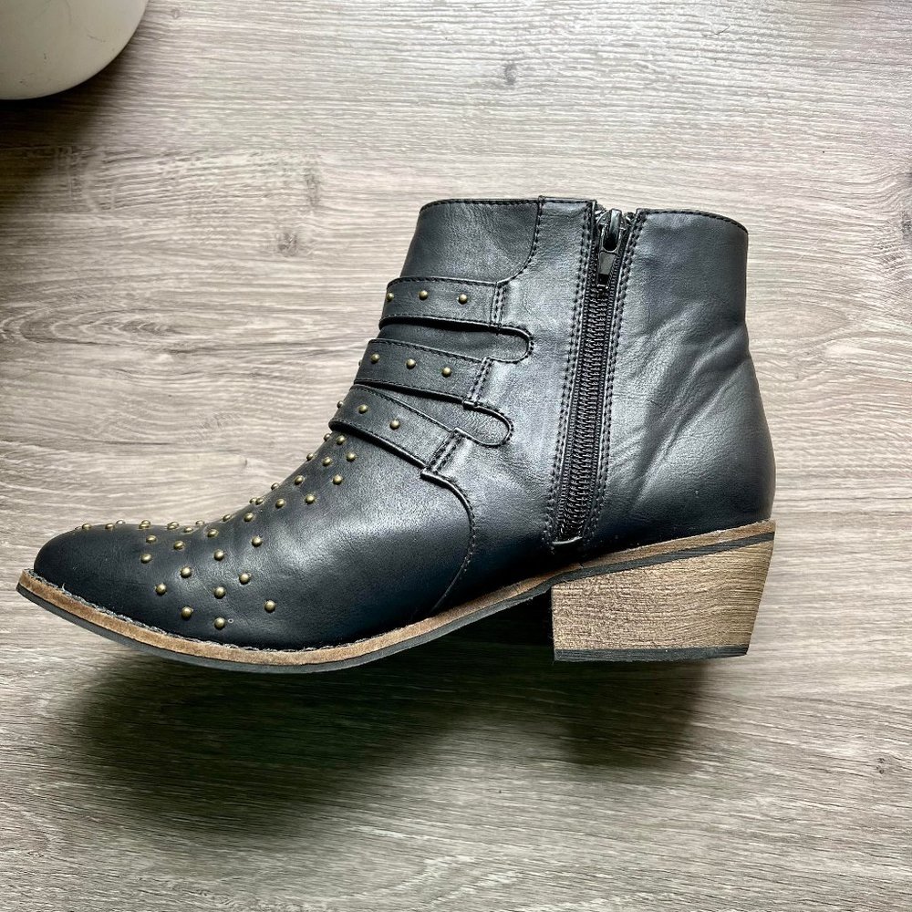 Black studded ankle booties - Picture 3 of 5